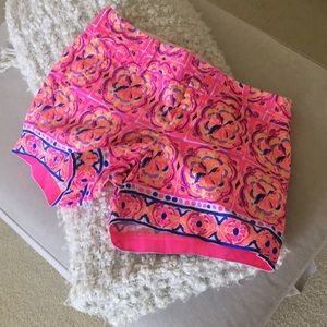 Lilly Pulitzer Callahan shorts 🌺